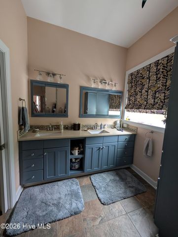 4200 Stratton Village Lane, Wilmington, NC 28409