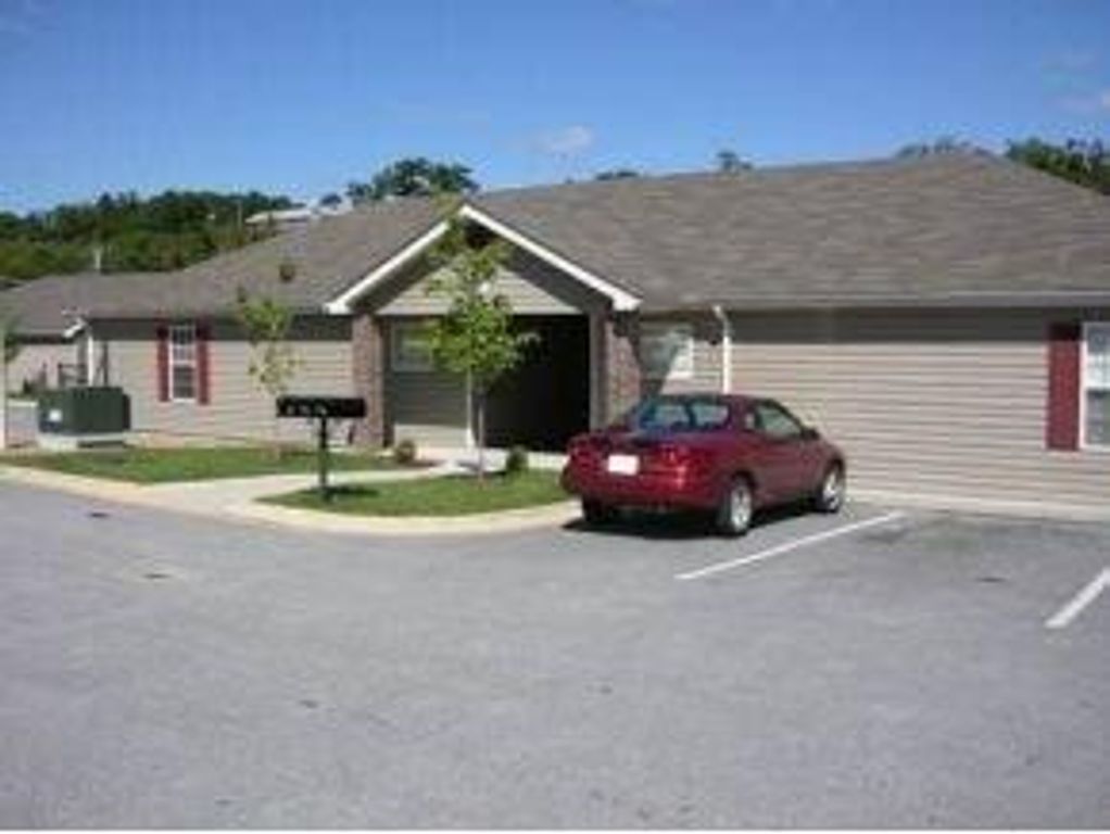 108 Garden Circle 104-2, Branson, MO 65616