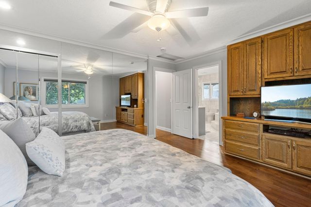 5213 Overlook Drive, Bloomington, MN 55437