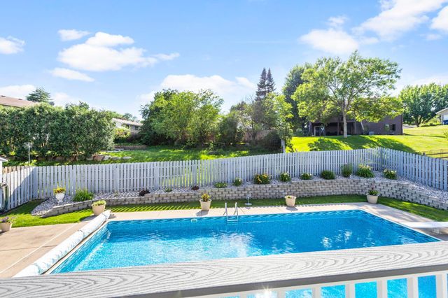 5213 Overlook Drive, Bloomington, MN 55437