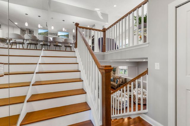 5213 Overlook Drive, Bloomington, MN 55437