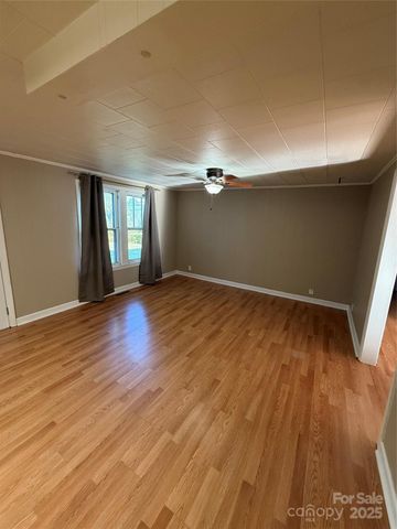 2308 Morganton Boulevard SW, Lenoir, NC 28645