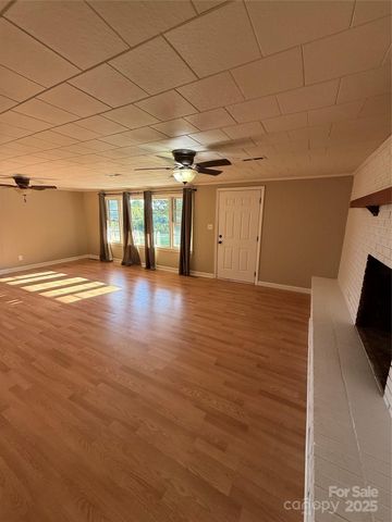 2308 Morganton Boulevard SW, Lenoir, NC 28645