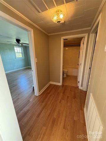 2308 Morganton Boulevard SW, Lenoir, NC 28645
