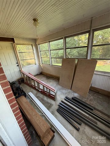 2308 Morganton Boulevard SW, Lenoir, NC 28645