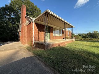 2308 Morganton Boulevard SW, Lenoir, NC 28645