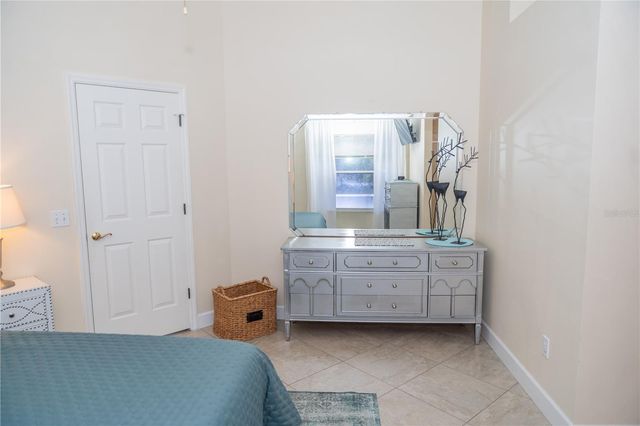 714 BAYHILL COURT, Lady Lake, FL 32159