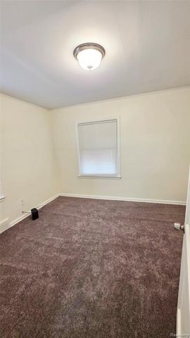 19591 Strasburg Street, Detroit, MI 48205