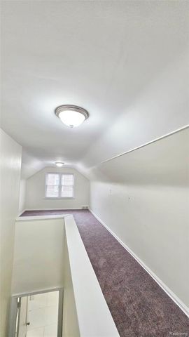 19591 Strasburg Street, Detroit, MI 48205