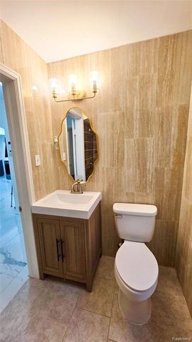 19591 Strasburg Street, Detroit, MI 48205