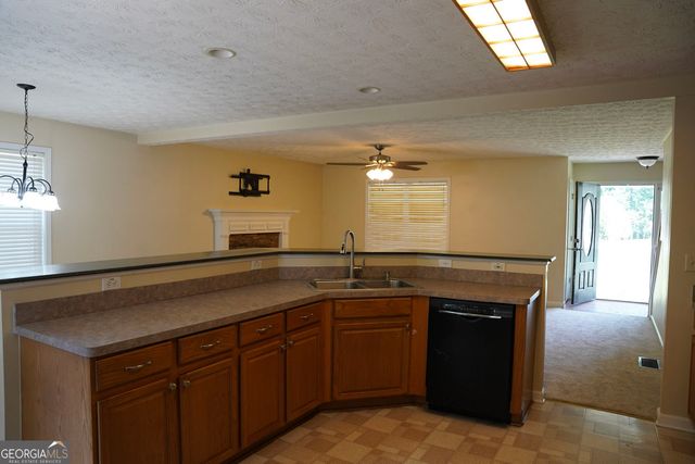 6960 N Glen Drive, Cumming, GA 30028
