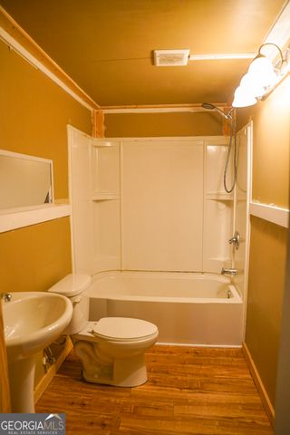 6960 N Glen Drive, Cumming, GA 30028