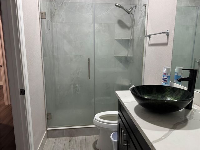 9431 Water Edge Point Ln, Humble, TX 77396