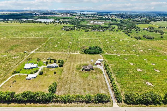 3670 LAKE HATCHINEHA ROAD, Haines City, FL 33844