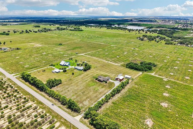 3670 LAKE HATCHINEHA ROAD, Haines City, FL 33844