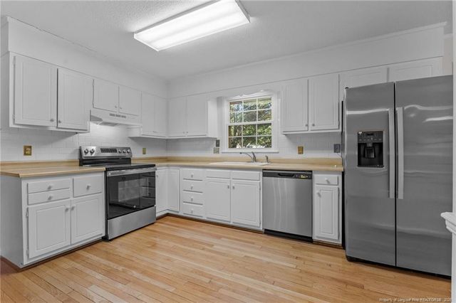 3659 Lake Forest Drive, Hope Mills, NC 28348