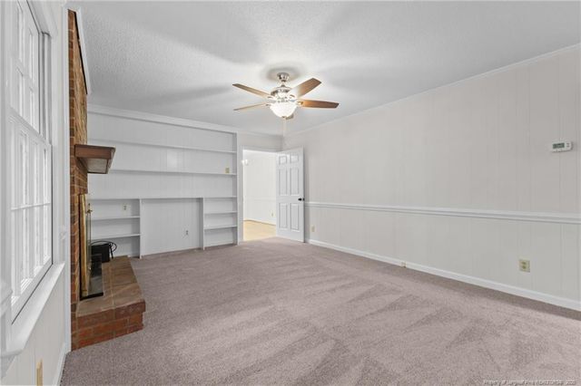 3659 Lake Forest Drive, Hope Mills, NC 28348