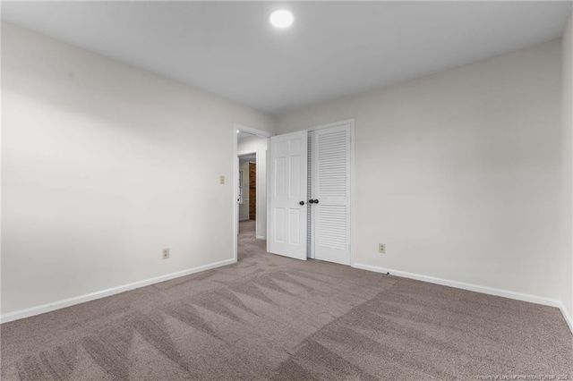 3659 Lake Forest Drive, Hope Mills, NC 28348