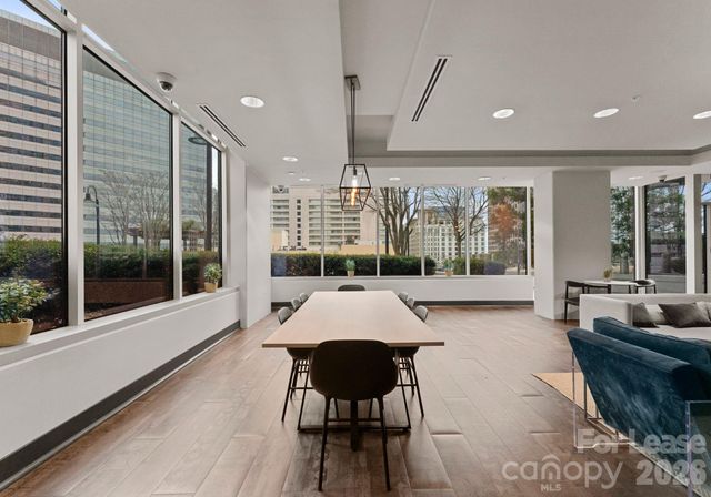 210 N Church Street 1606, Charlotte, NC 28202