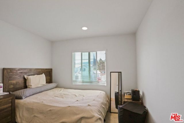 7027 Kristina Court, Lancaster, CA 93536