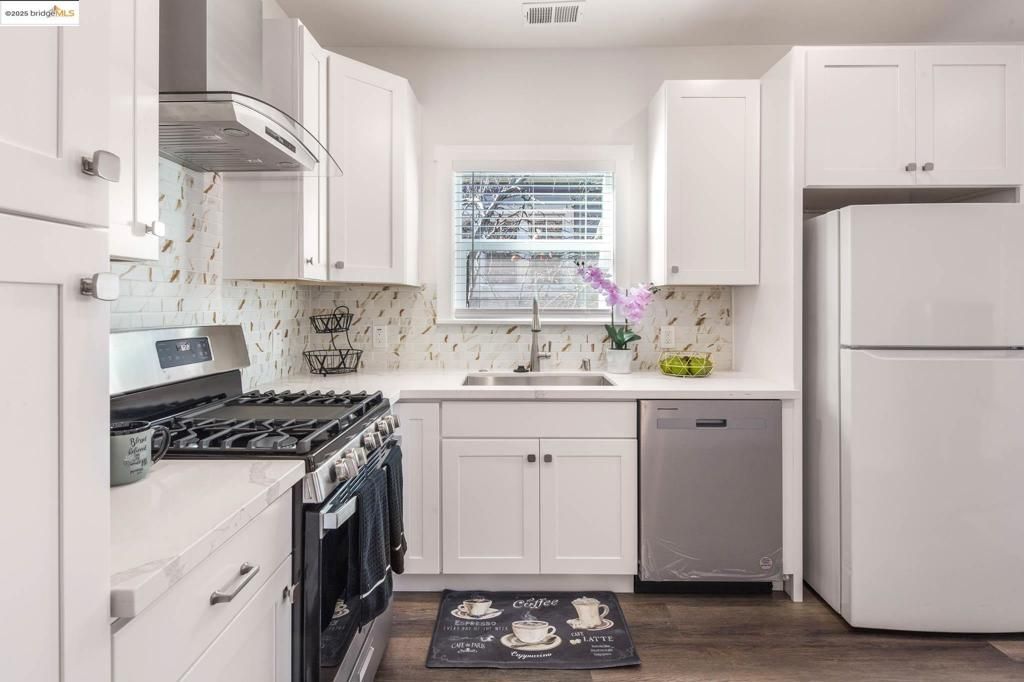 1226 50Th Ave, Oakland, CA 94601