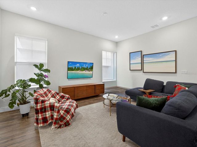 9952 RODBELL ST, Orlando, FL 32827