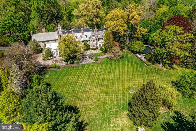 RAVENSCLIFF, Wayne, PA 19087