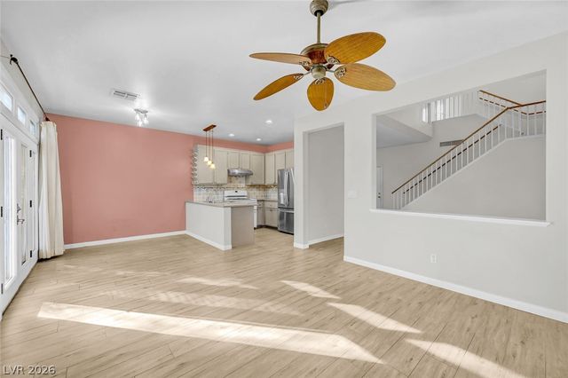 7733 Sierra Paseo Lane, Las Vegas, NV 89128