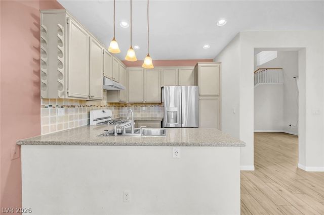 7733 Sierra Paseo Lane, Las Vegas, NV 89128