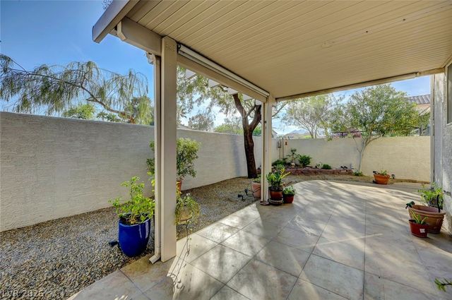 7733 Sierra Paseo Lane, Las Vegas, NV 89128