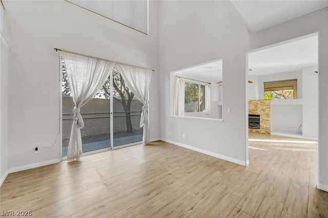 7733 Sierra Paseo Lane, Las Vegas, NV 89128