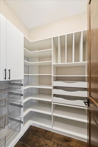 3873 Carlisle Drive, Crystal Lake, IL 60012