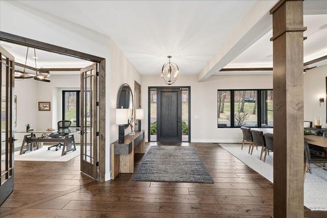 3873 Carlisle Drive, Crystal Lake, IL 60012