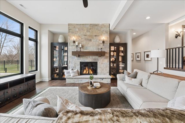 3873 Carlisle Drive, Crystal Lake, IL 60012