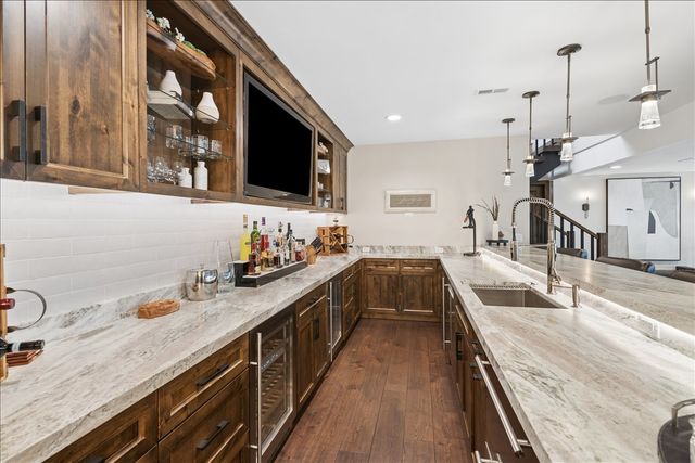 3873 Carlisle Drive, Crystal Lake, IL 60012