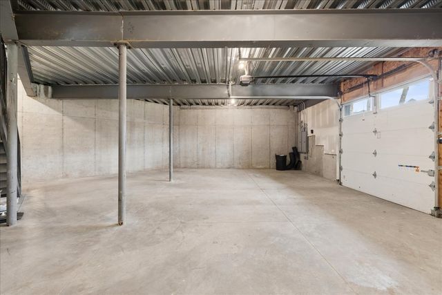 3873 Carlisle Drive, Crystal Lake, IL 60012