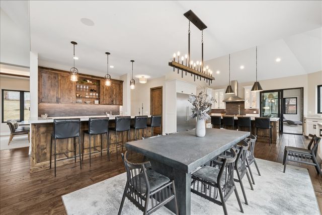 3873 Carlisle Drive, Crystal Lake, IL 60012