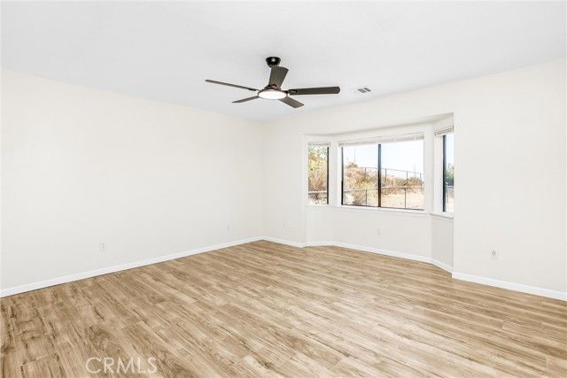 8121 Anaconda Avenue, Oak Hills, CA 92344