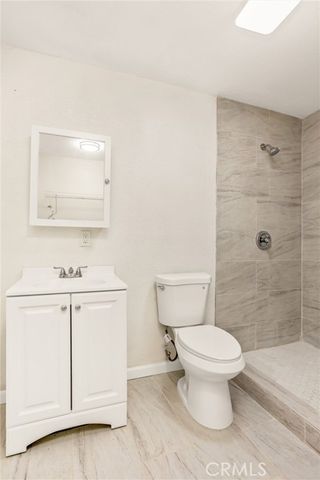 8121 Anaconda Avenue, Oak Hills, CA 92344