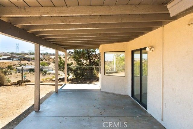 8121 Anaconda Avenue, Oak Hills, CA 92344