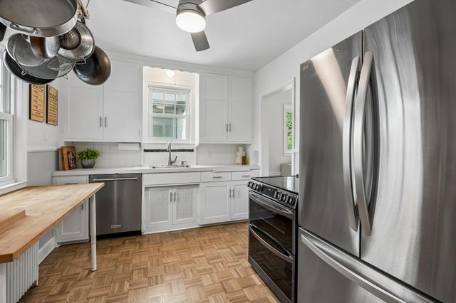 5336 Ewing Avenue S, Minneapolis, MN 55410