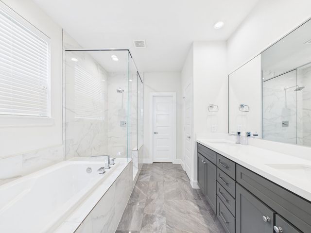2761 Clinton Drive, Houston, TX 77020