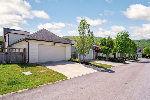 466 Alston Drive, Chattanooga, TN 37419
