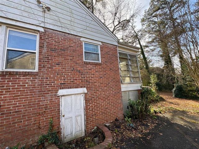 2169 Delowe Drive, Atlanta, GA 30344