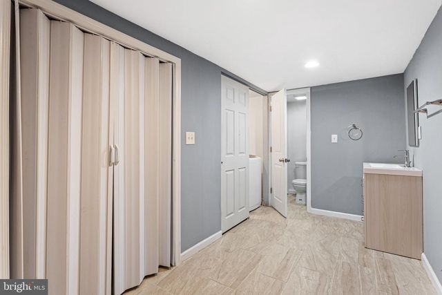 2209 E HUNTINGDON ST, Philadelphia, PA 19125