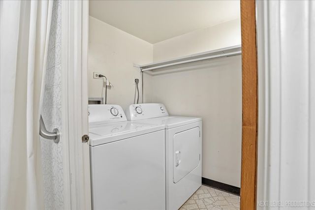7730 Dempster Street 205, Morton Grove, IL 60053