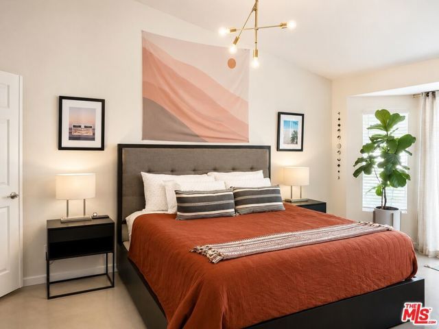 68725 Tachevah Drive, Cathedral City, CA 92234