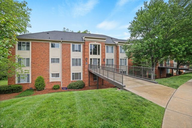 4487 Post Pl Apt 139, Nashville, TN 37205