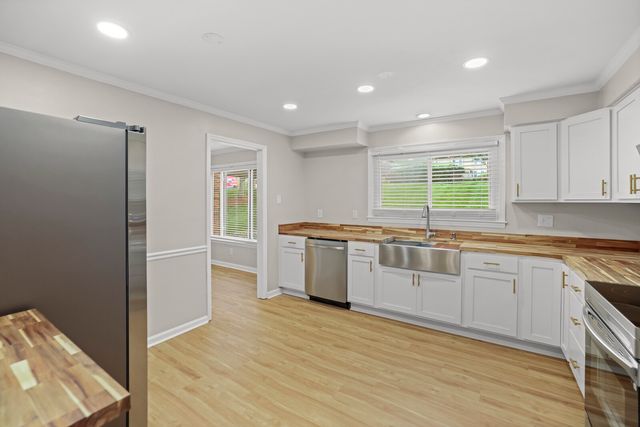 4487 Post Pl Apt 139, Nashville, TN 37205