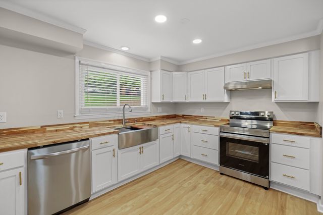 4487 Post Pl Apt 139, Nashville, TN 37205